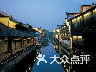 隔夜要闻：道指今年第七次创历史新高 IMF上调今年全球增长预期 苹果股价跌近1.2%